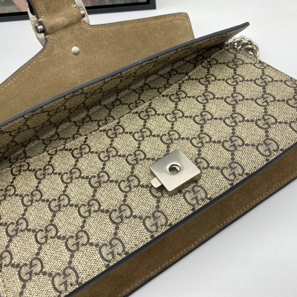 Handmade Leather Handbag Pochette Metis nysus Series