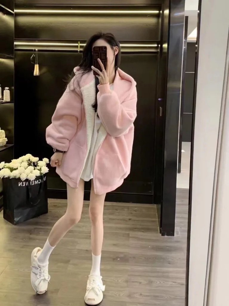 Classic Velvet Large Sweatshirt Jacket 0823120405