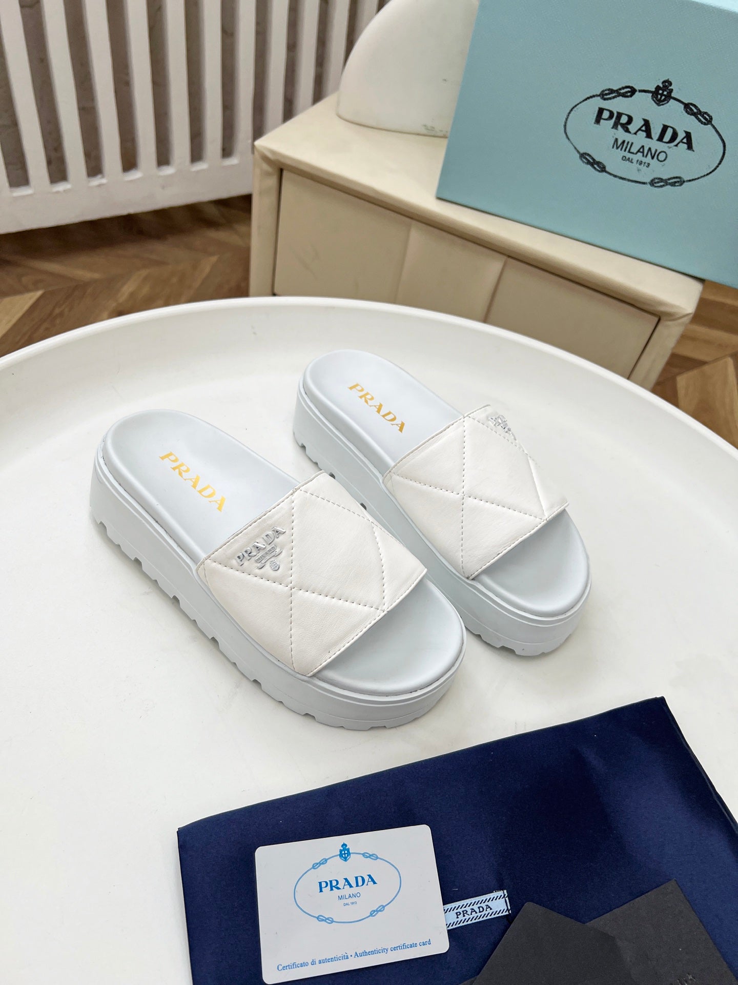 PRD new beach thick-soled slippers 0725061615