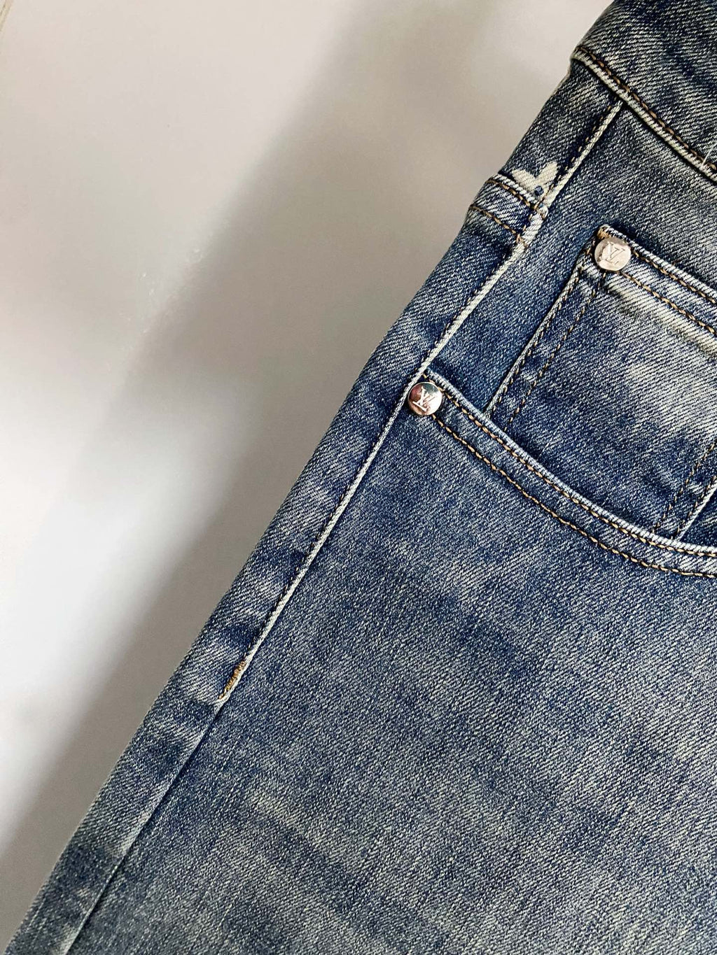 Lvv25ss new fashion men's jeans 0725051203