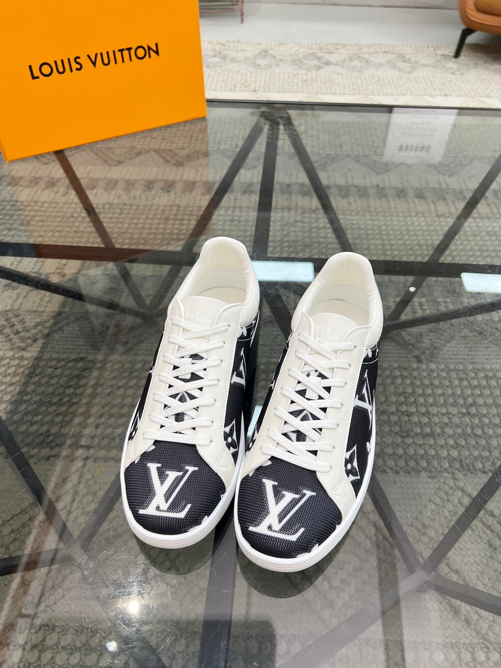 LVV fashion printed casual sports shoes 0725060310