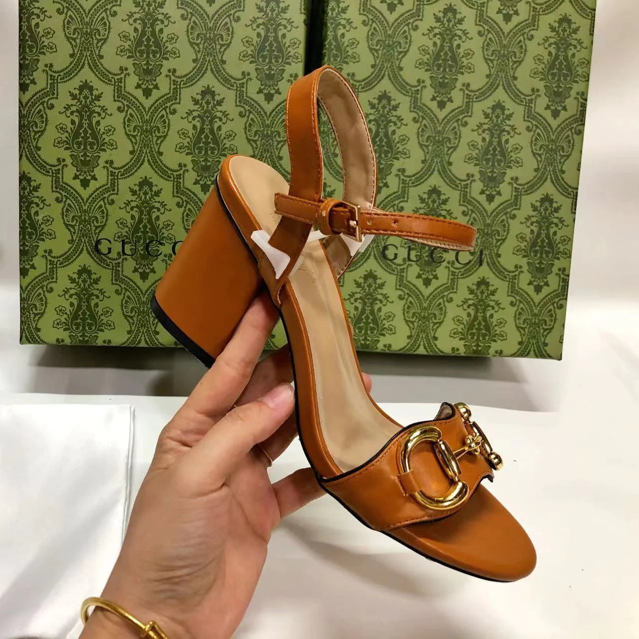 Classic Horsebit Leather Platform Sandals 1024031818