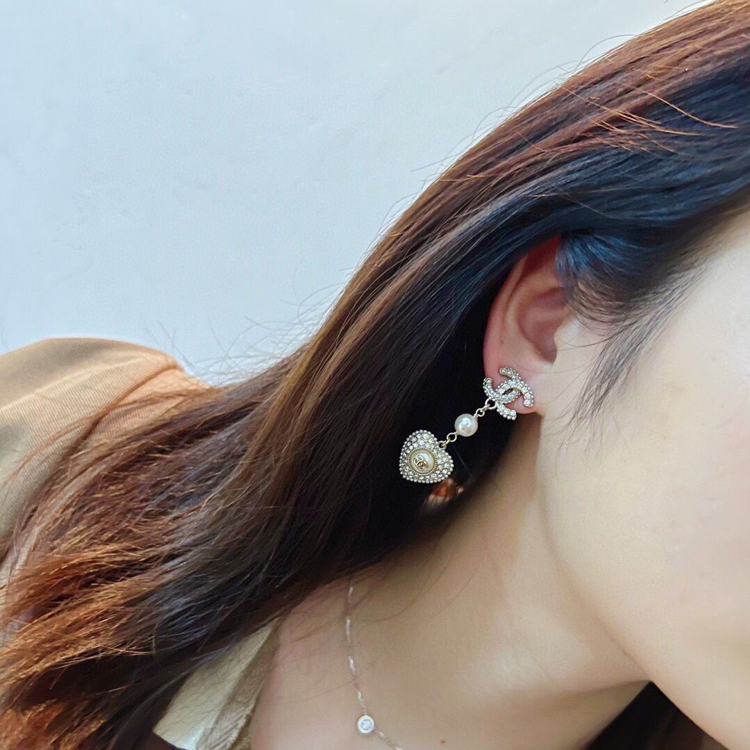 Love Earrings and Earrings PD10042505