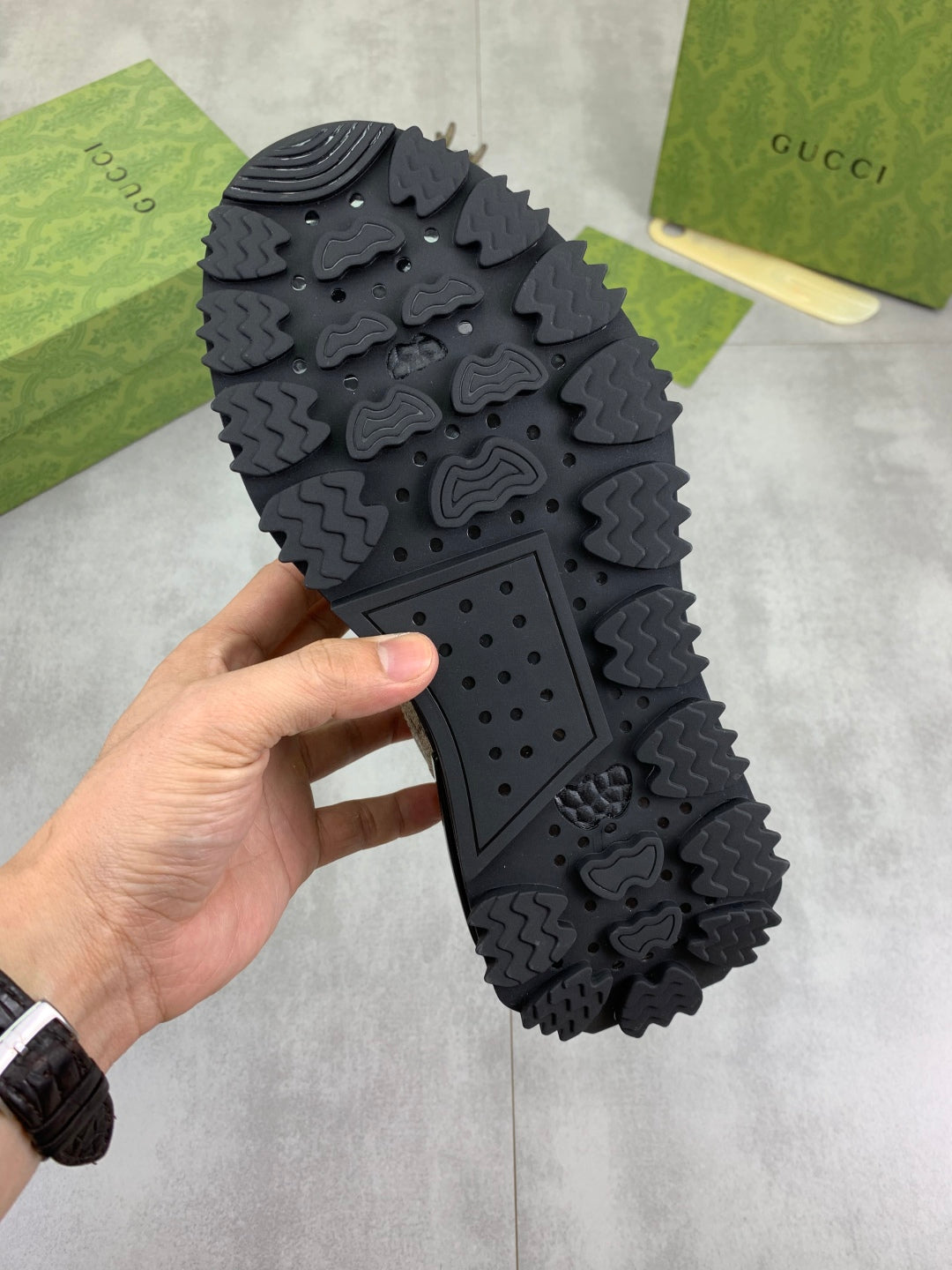 GG men's casual sneakers with print 0725062701