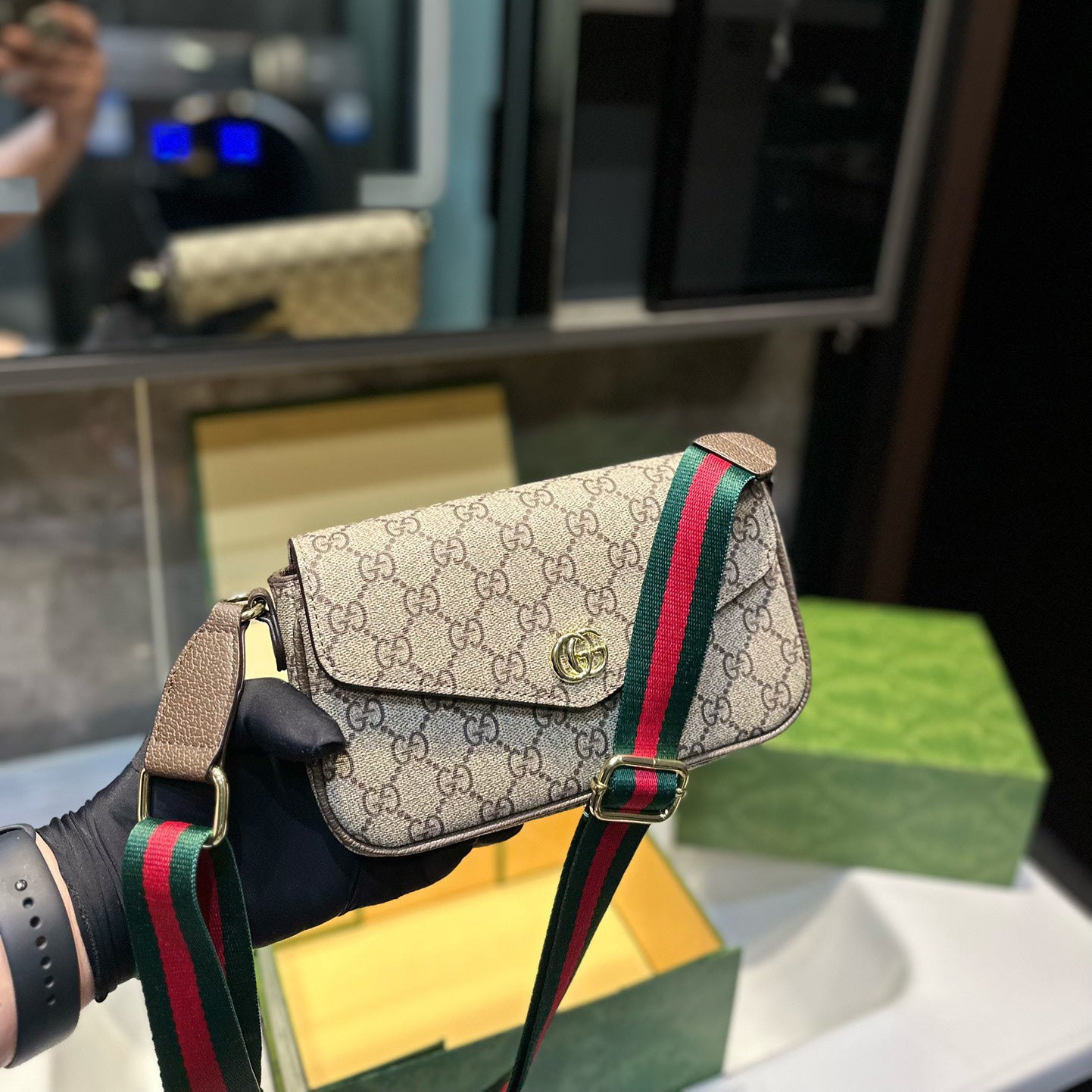 Petite GG series handbag shoulder bag 0724051502