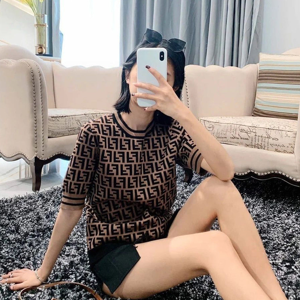 Loose and versatile knit shirt PD10041104