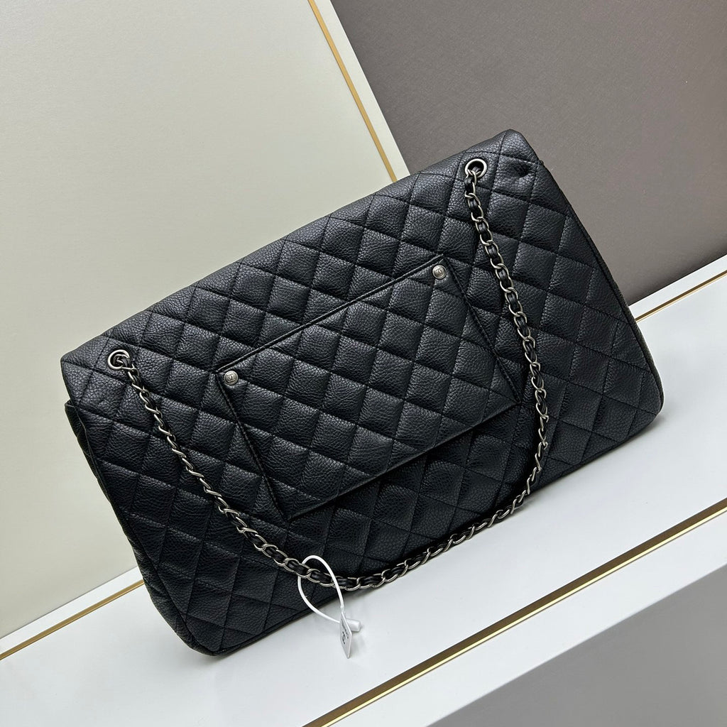 CNL CF oversized airport bag underarm bag 1824062403