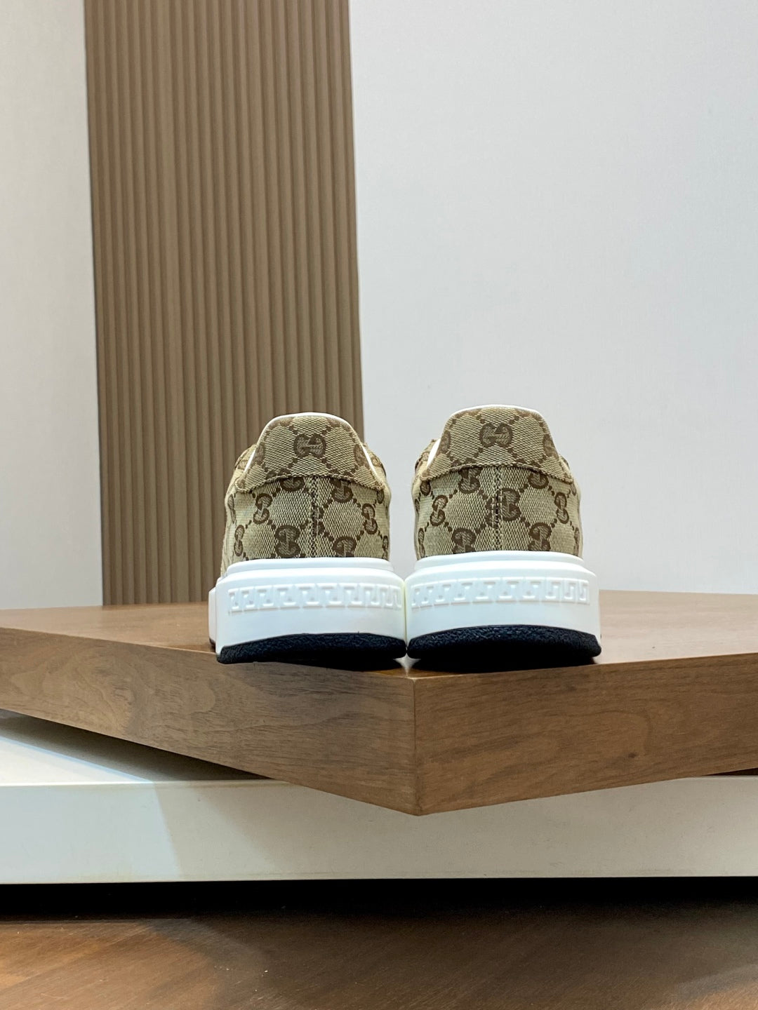 GG's new fashionable printed sports shoes 0725061614