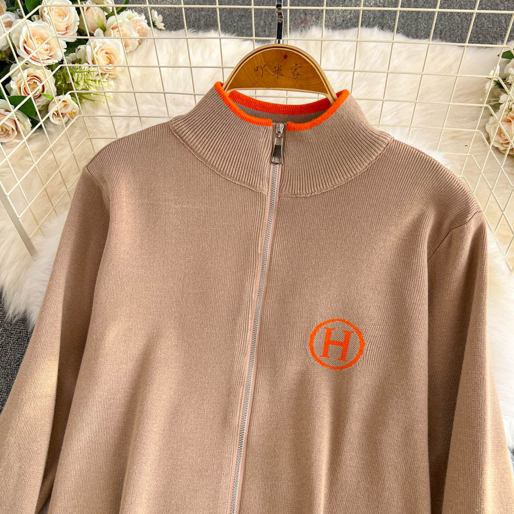 Embroidered sweater long-sleeved top two-piece set 9000910001