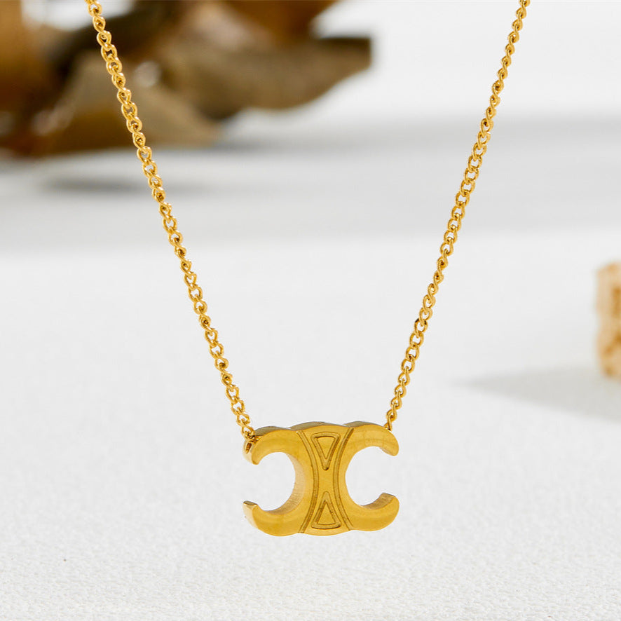 Arc de Triomphe necklace 2025081215