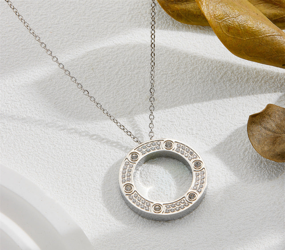 A round titanium steel light luxury necklace 2025081205