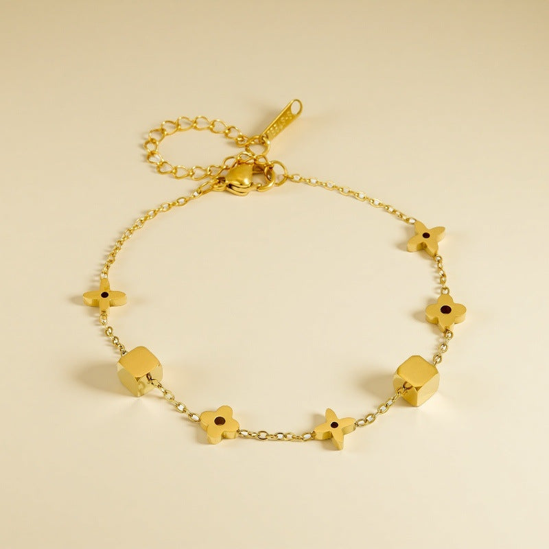 Geometric small square flower titanium steel necklace 2025081307