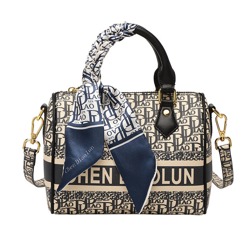 High-end embroidered handbag 2025080813