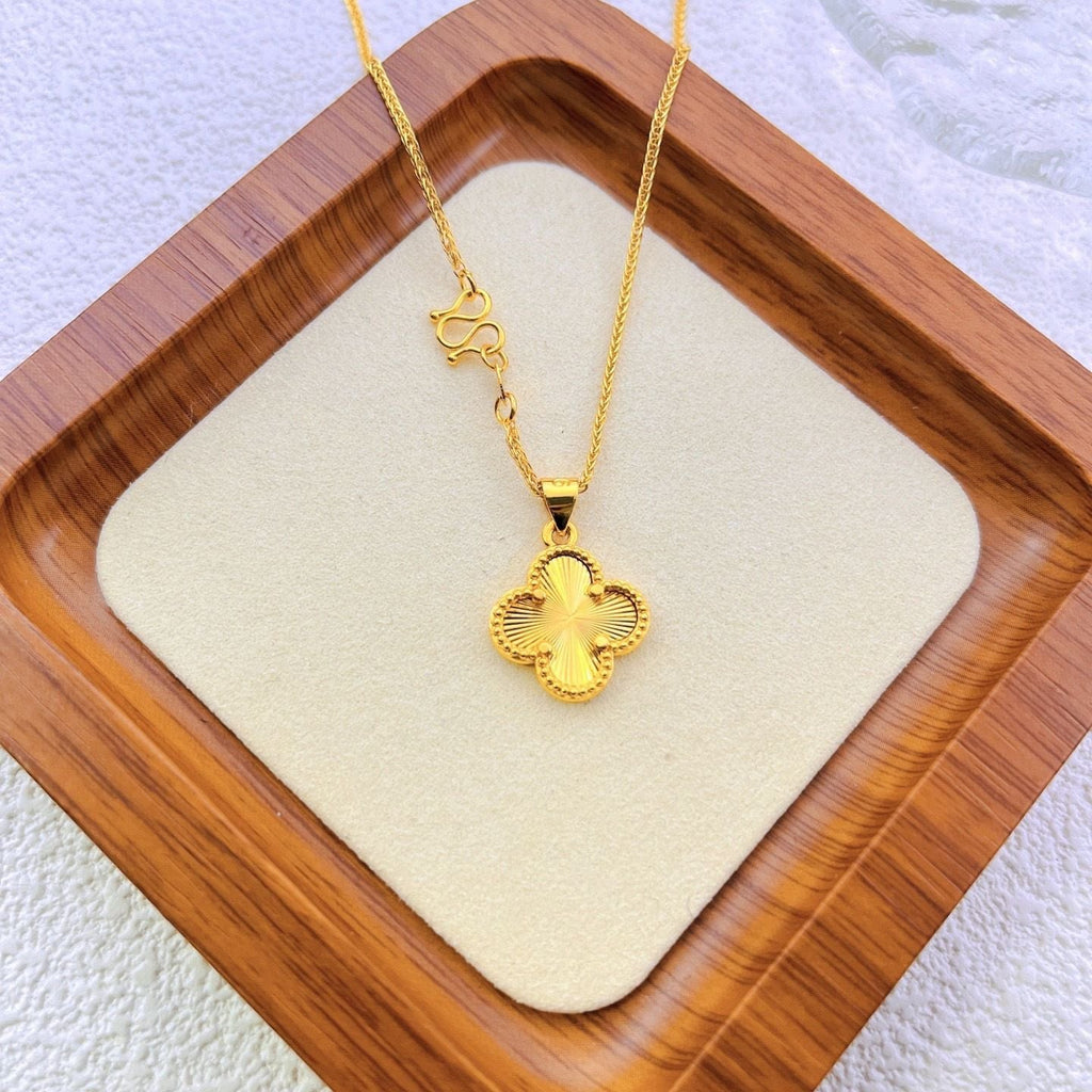Four-leaf clover necklace 2025081219