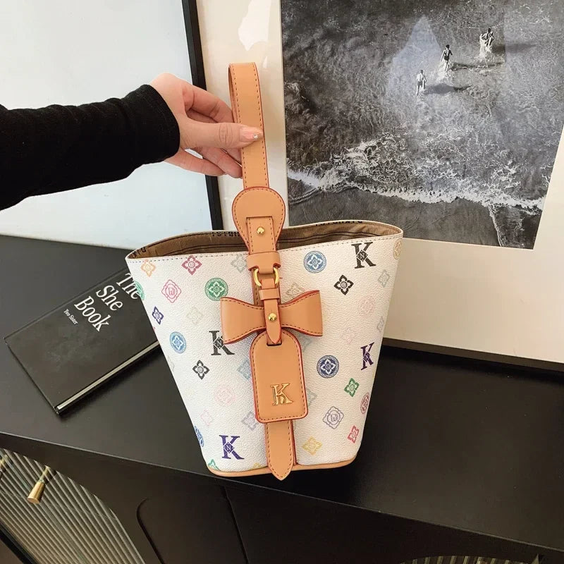 Classic leather women's crossbody bag 2025073123