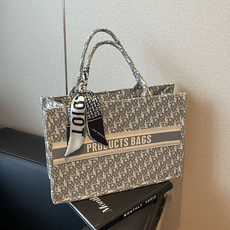 2025 new fashion large-capacity shoulder handbags