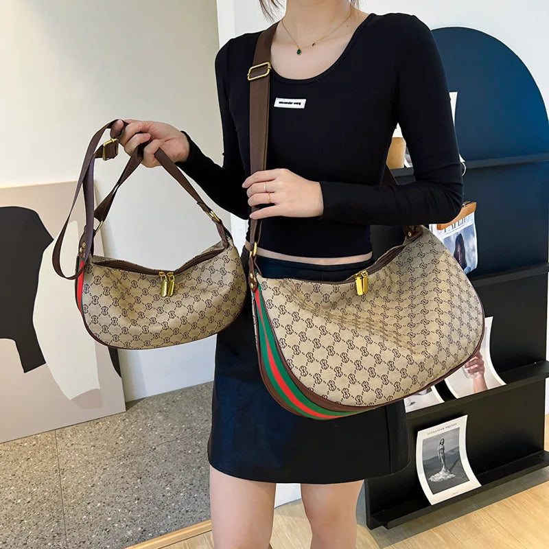 Large-capacity shoulder crossbody bag 2025080807