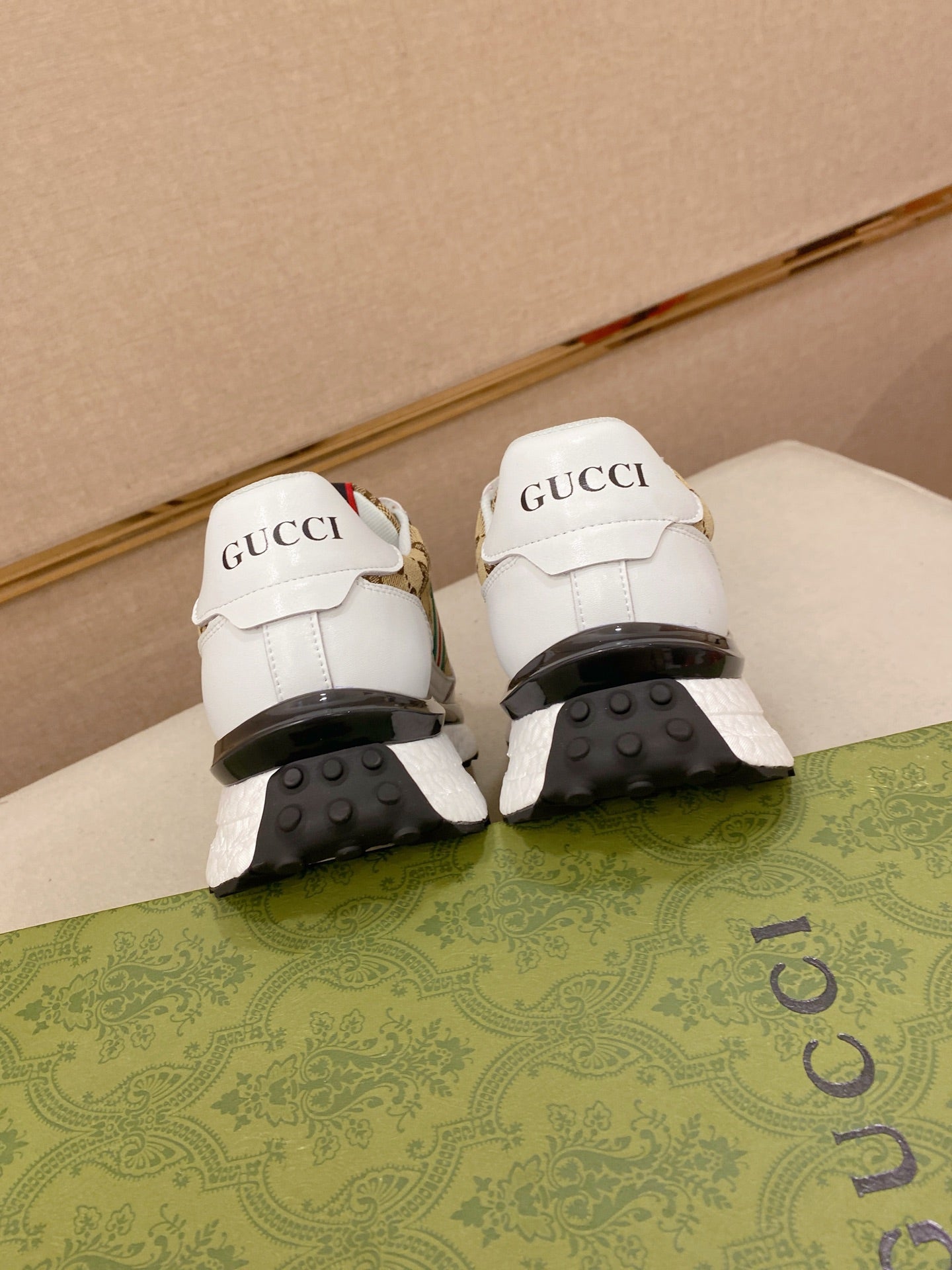 GG Casual fashion sports shoes 0725073001