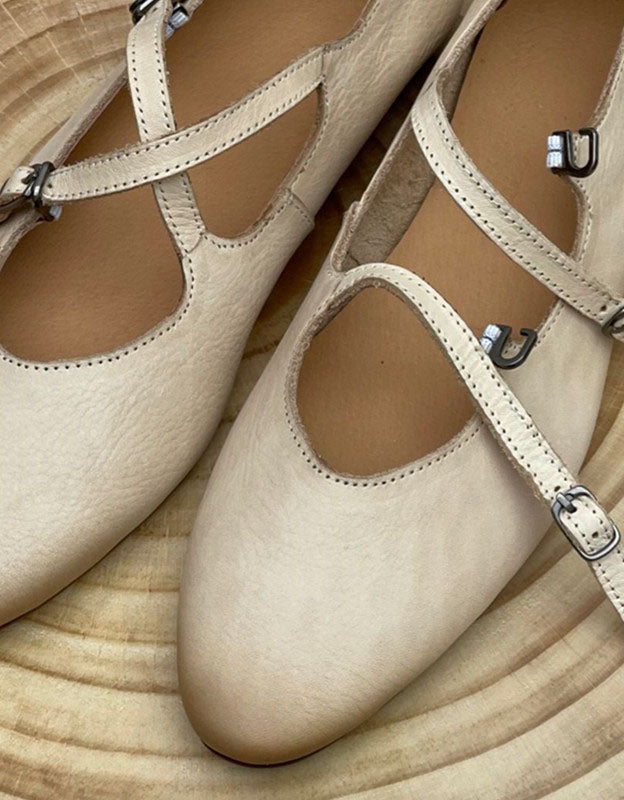 Soft Leather Pointed Toe Cross Strap Retro Flat Shoes